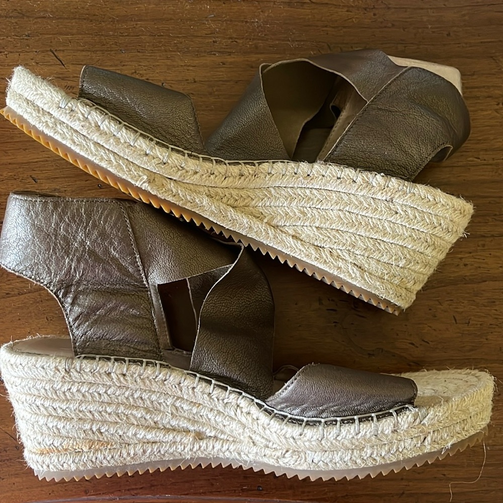 New, Eileen Fisher Willow Wedge Espadrille Sandals Sz. 9